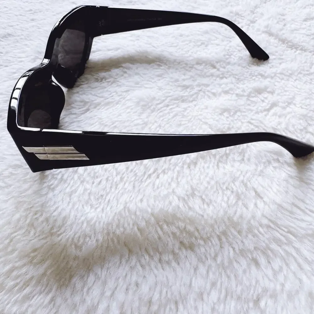 Francis Mirrored Black Cat-Eye Sunglasses